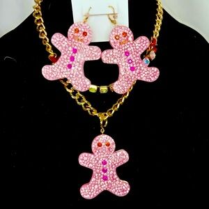 BETSEY JOHNSON PINK GINGERBREAD STATEMENT NECKLACE & MATCHING EARRINGS